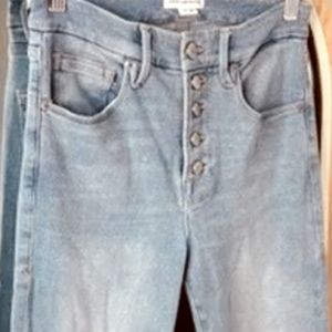 Good American Good Legs Buttons Exposed Skinny (Size 29)